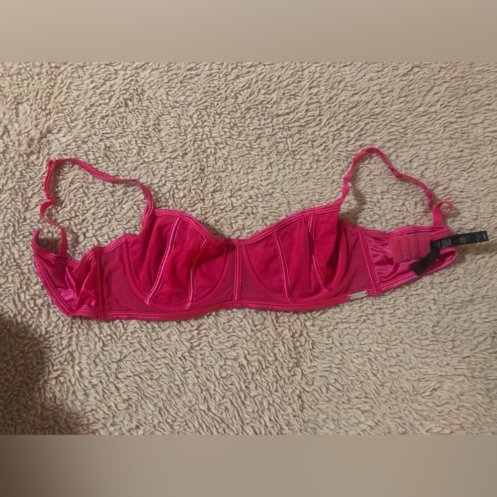 Steve Madden 34c hot pink bra